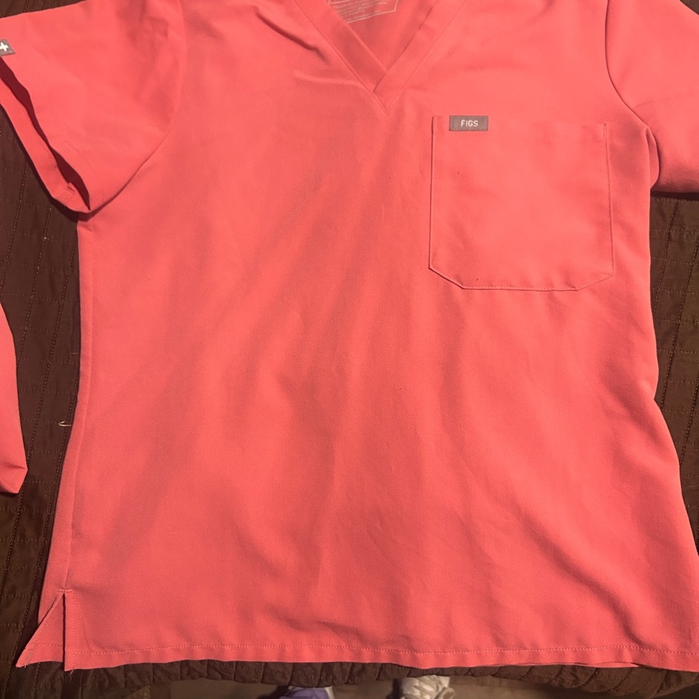 Figs Set in Coral